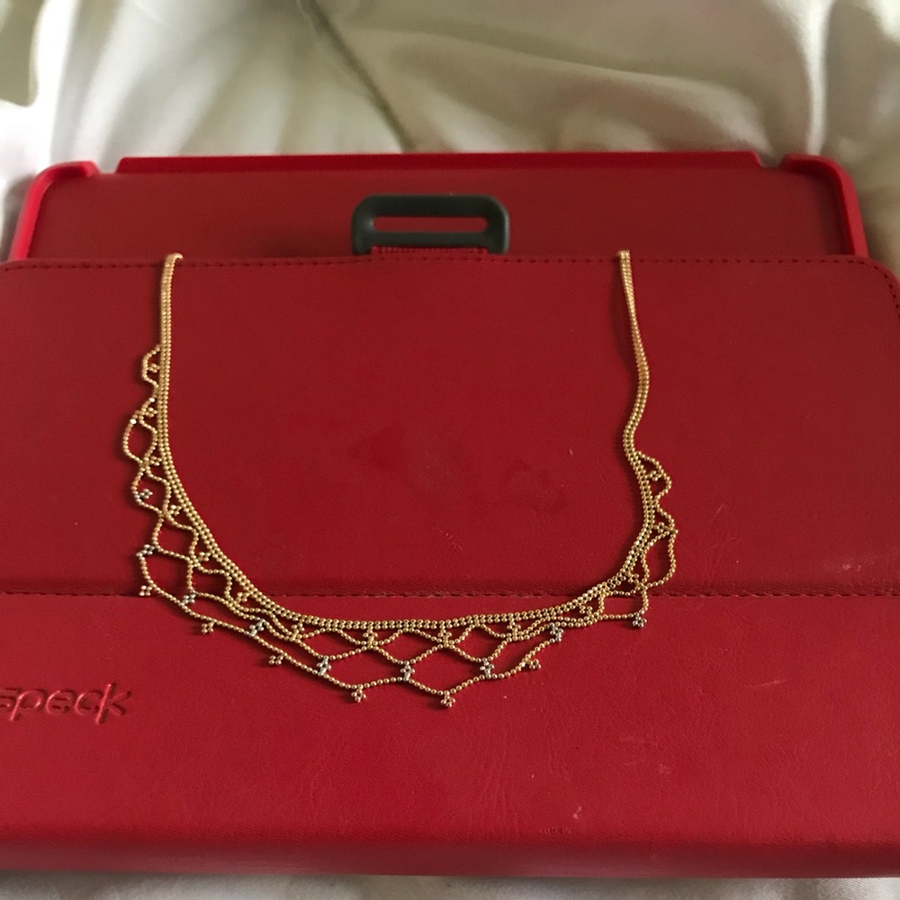 14 kt tri colored necklace.